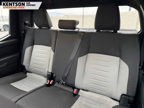 Used 2025 Toyota Tacoma TRD Off-Road image 33