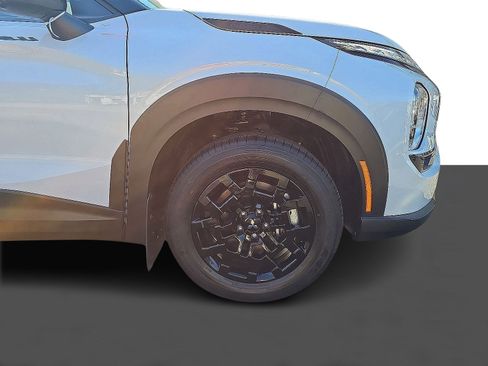 New 2025 Mitsubishi Outlander Trail Edition image 2