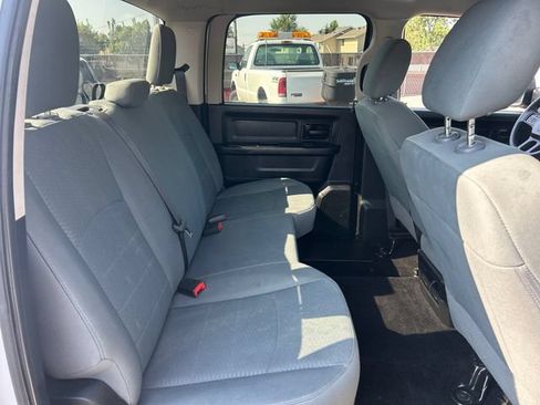 Used 2017 RAM 1500 Express AWD/4WD image 29