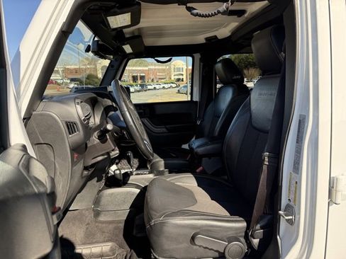 Used 2018 Jeep Wrangler Unlimited Willys Wheeler image 15