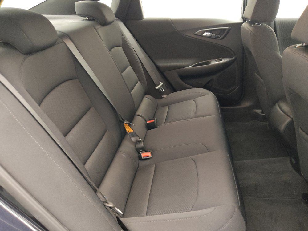Used 2022 Chevrolet Malibu RS FWD image 19