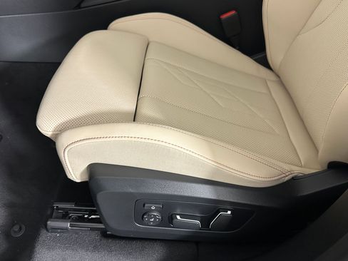 Used 2026 BMW X3 xDrive30 w/ Convenience Package image 11