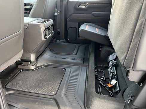 New 2026 GMC Sierra 1500 AT4 w/ Technology Package AWD/4WD image 19