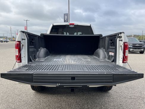 Used 2019 Ford F150 XLT w/ Equipment Group 302A Luxury AWD/4WD image 9