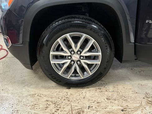 Used 2018 GMC Acadia SLE w/ LPO, Floor Liner Package image 11