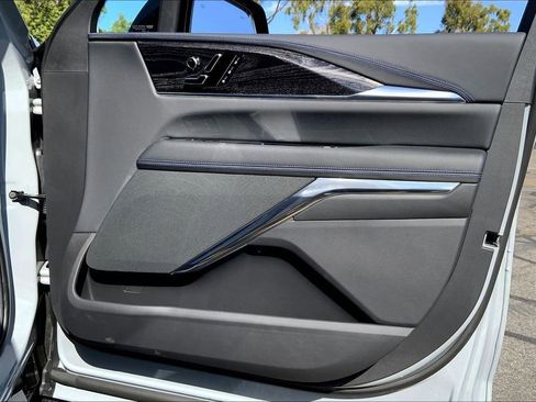 New 2026 Cadillac Escalade IQL Luxury AWD/4WD image 35