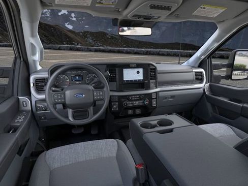 New 2026 Ford F350 XLT w/ 360-Degree Camera Package image 9