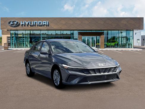 New 2026 Hyundai Elantra Blue image 11