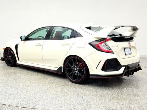 Used 2018 Honda Civic Type R image 7