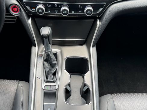 Used 2020 Honda Accord Sport image 33
