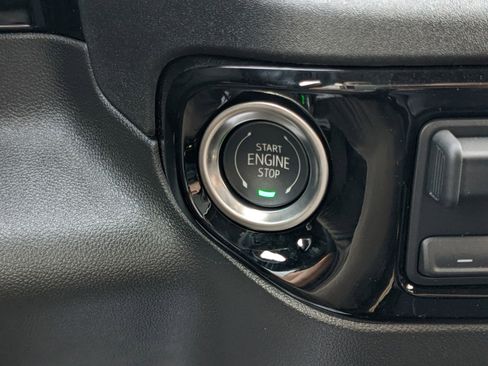 New 2025 Chevrolet Silverado 1500 LT image 28