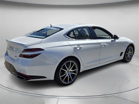 Certified 2023 Genesis G70 3.3T image 7