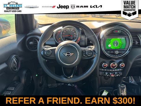 Used 2020 MINI Cooper 4-Door Hardtop w/ Storage Package image 20