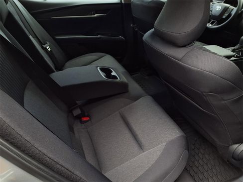 Certified 2025 Toyota Camry LE image 21