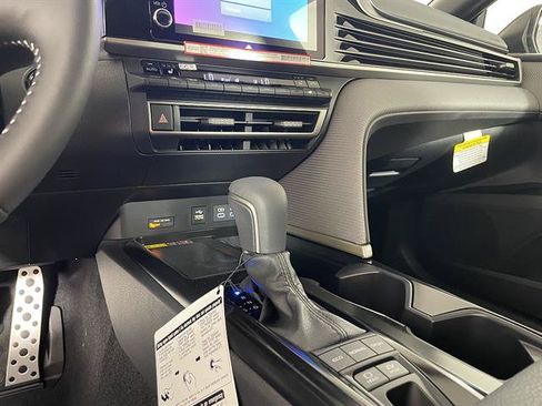 New 2026 Toyota Camry SE FWD image 22