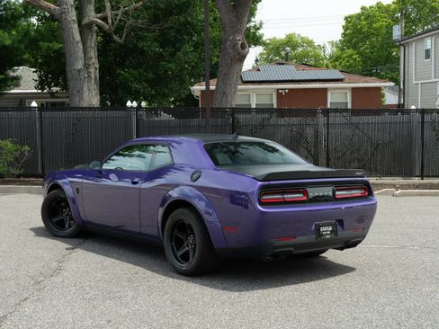 Used 2018 Dodge Challenger SRT Demon RWD image 9