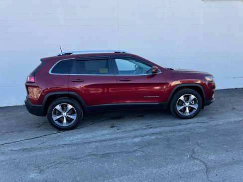 Used 2019 Jeep Cherokee Limited image 7