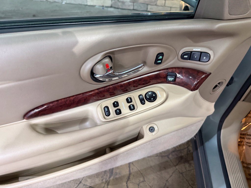 Used 2005 Buick Le Sabre Limited FWD image 9