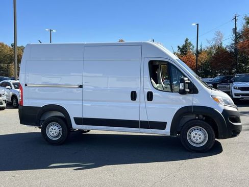 New 2026 RAM ProMaster 2500 w/ Convenience Group FWD image 13