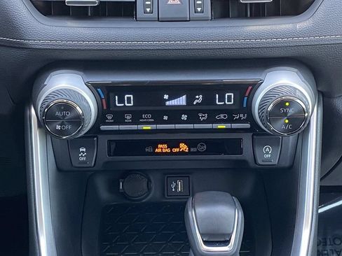 Certified 2025 Toyota RAV4 XLE Premium FWD image 31