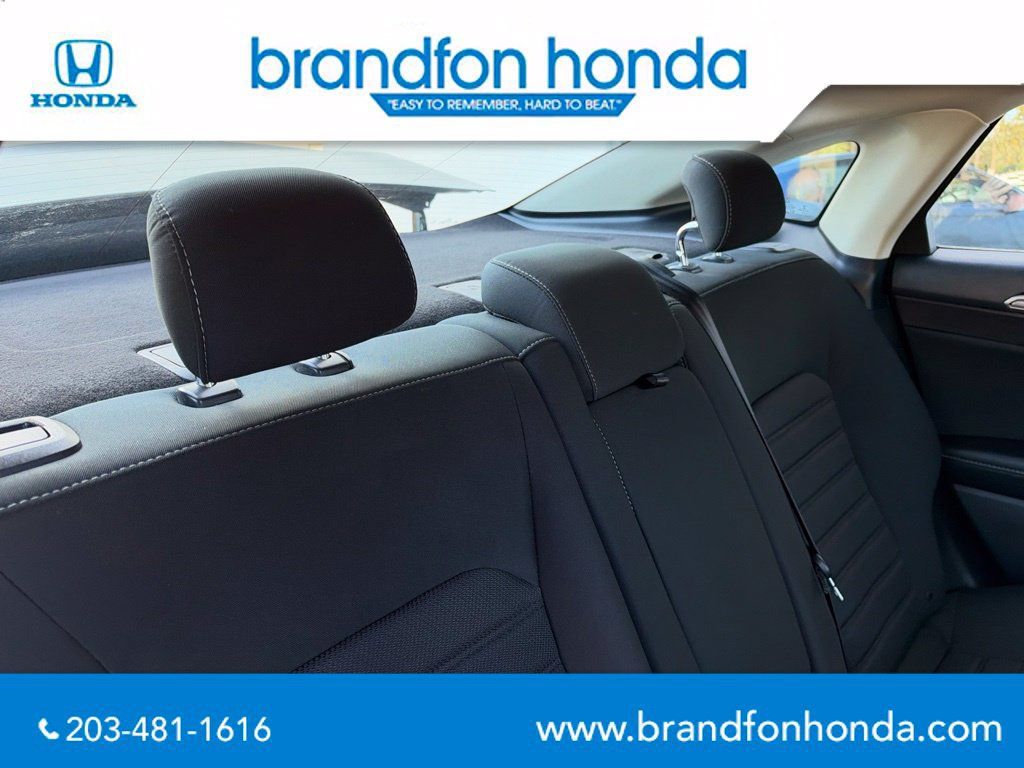 Used 2020 Ford Fusion SE FWD image 26