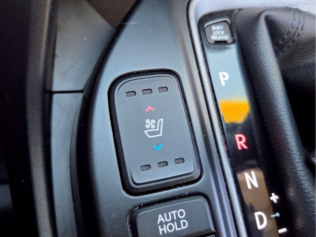 Used 2018 Hyundai Santa Fe Sport w/ 2.0T Ultimate Tech Package 05 FWD image 26