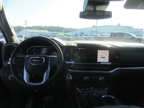 New 2026 GMC Sierra 1500 Elevation w/ Elevation Premium Package AWD/4WD image 18