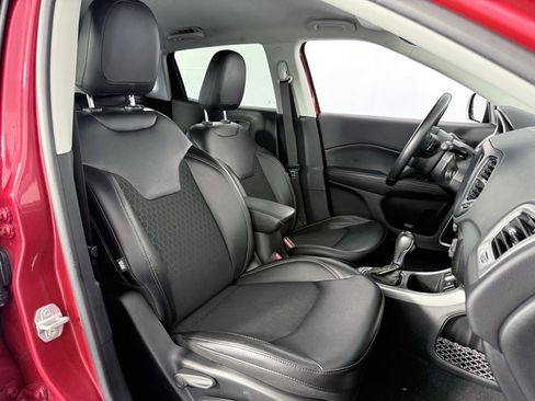 Used 2021 Jeep Compass Latitude w/ Convenience Group image 12