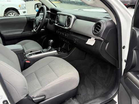 Used 2023 Toyota Tacoma SR5 w/ SX Package AWD/4WD image 17