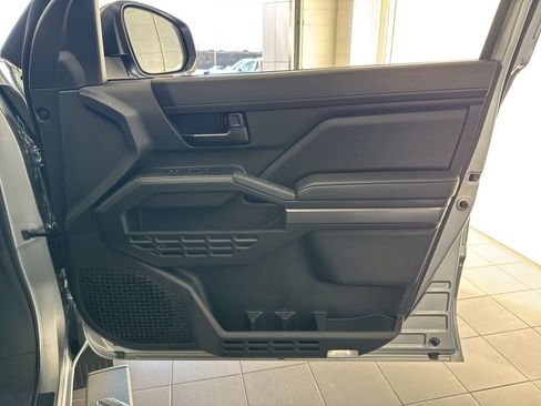 Certified 2025 Toyota Tacoma SR5 image 51