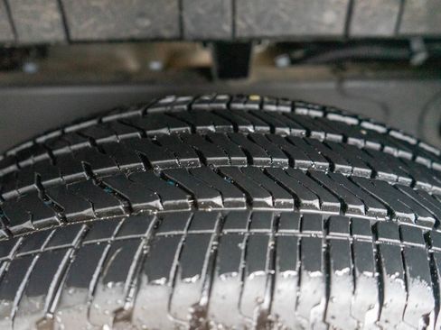 Used 2025 GMC Sierra 1500 Denali Ultimate image 40