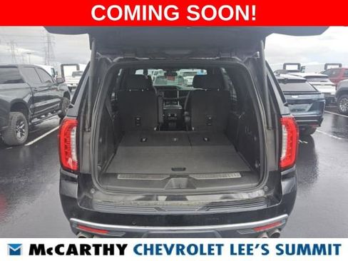 Used 2023 GMC Yukon Denali AWD/4WD image 8