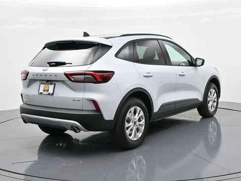 New 2026 Ford Escape Active w/ Tech Pack #1 AWD/4WD image 6