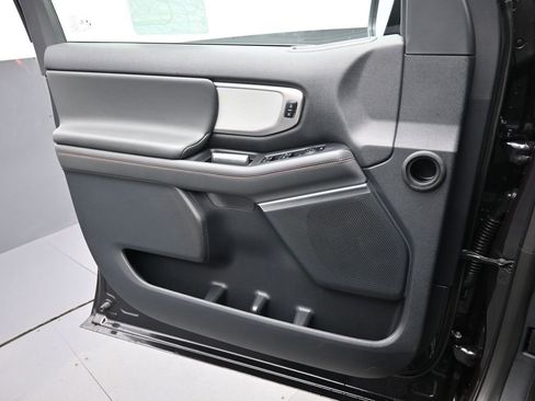 New 2025 Ford Expedition Active image 14