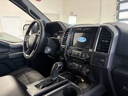Used 2016 Ford F150 XLT w/ Equipment Group 302A Luxury AWD/4WD image 35