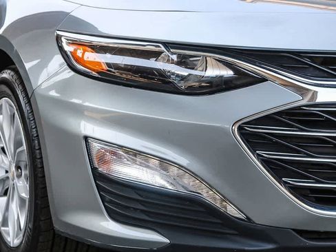 Used 2023 Chevrolet Malibu LT image 4