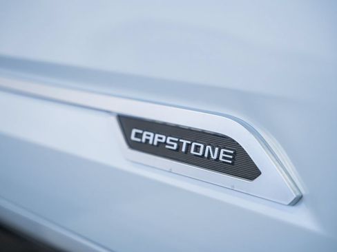 Used 2025 Toyota Sequoia Capstone AWD/4WD image 14
