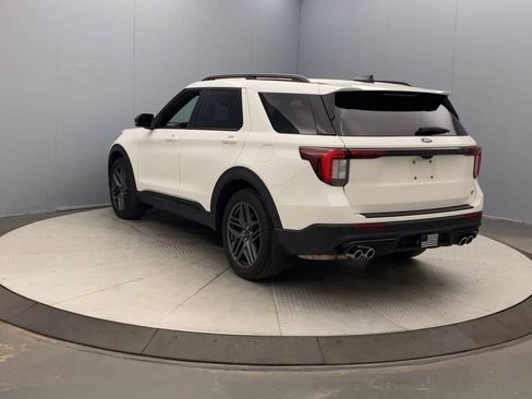 Used 2025 Ford Explorer ST w/ Sun And Sound Package AWD/4WD image 3