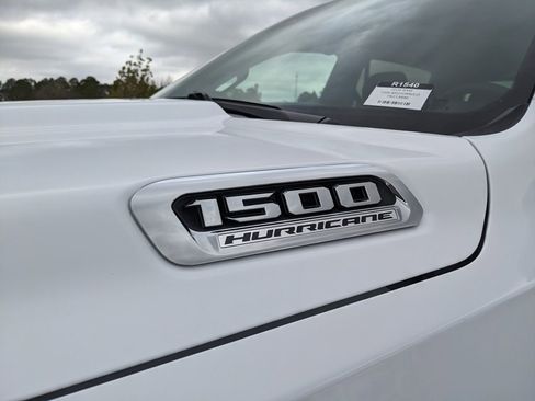 New 2026 RAM 1500 4x4 Crew Cab image 27