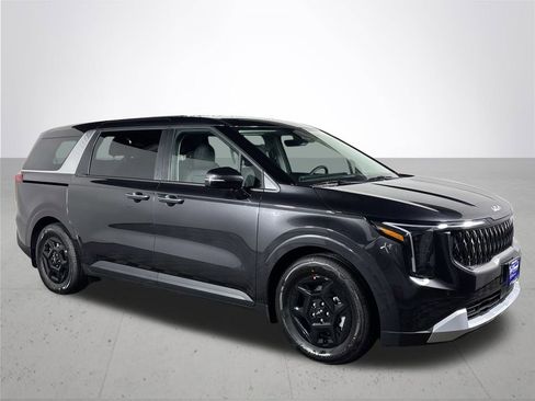 New 2026 Kia Carnival LXS image 4