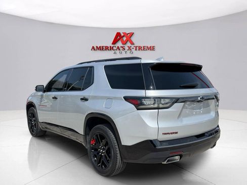 Used 2021 Chevrolet Traverse Premier w/ Redline Edition FWD image 4