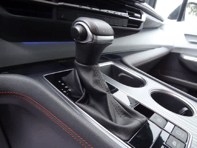 Used 2023 Toyota Sienna XSE w/ XSE Plus Package FWD image 8