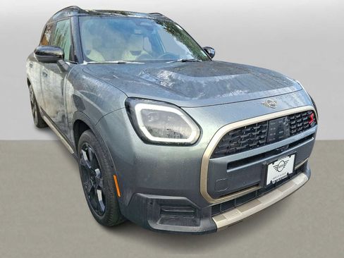 Certified 2025 MINI Cooper Countryman S image 3