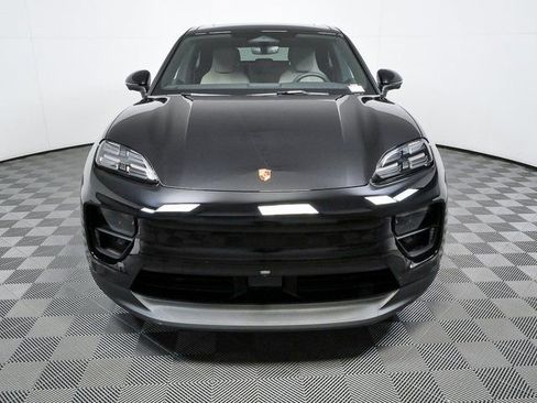 New 2026 Porsche Macan Electric image 35