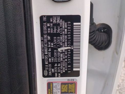 Used 2020 Kia Sorento S FWD image 32