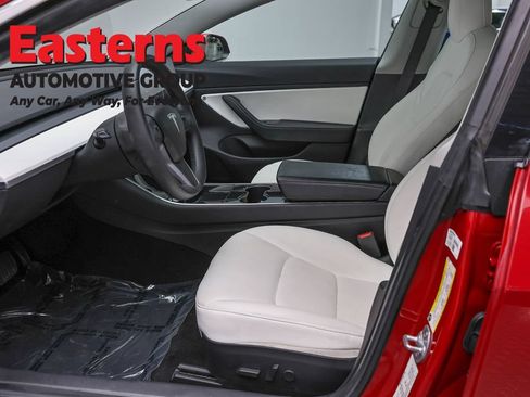 Used 2019 Tesla Model 3 Standard Range Plus RWD image 14