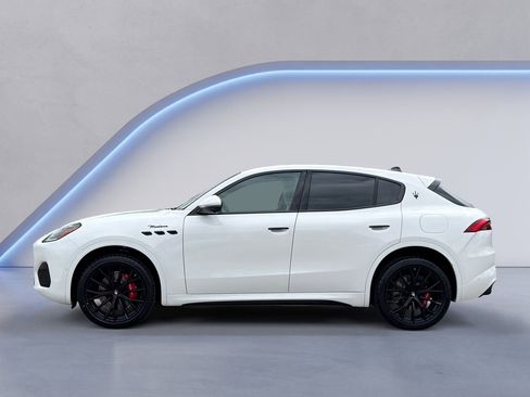 New 2026 Maserati Grecale Modena image 11