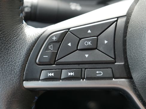 Used 2018 Nissan Leaf SV w/ SV Technology Package FWD image 23