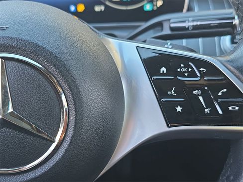 Used 2022 Mercedes-Benz C 300 Sedan image 21