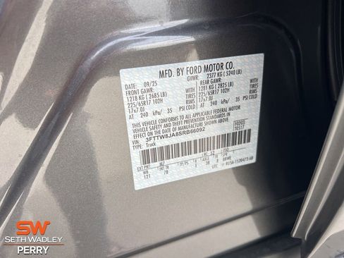 New 2025 Ford Maverick XLT w/ XLT Luxury Package image 19